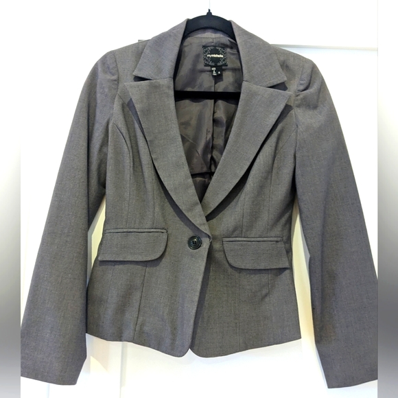 Grey blazer - Picture 1 of 1